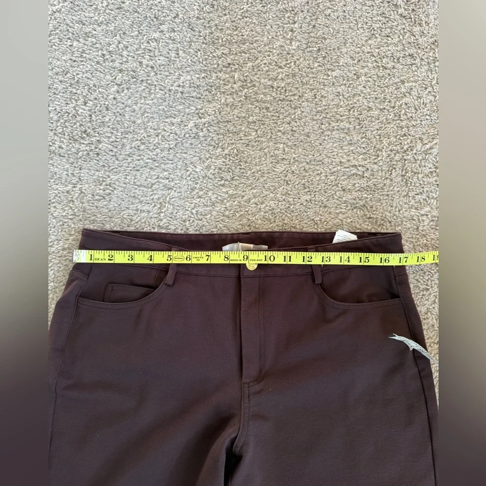 Michael Kors SZ 14 brown knit zip front ankle pants. Excellent condition
